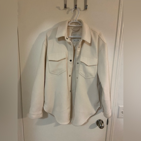 Abercrombie Cream Shacket - Picture 1 of 5